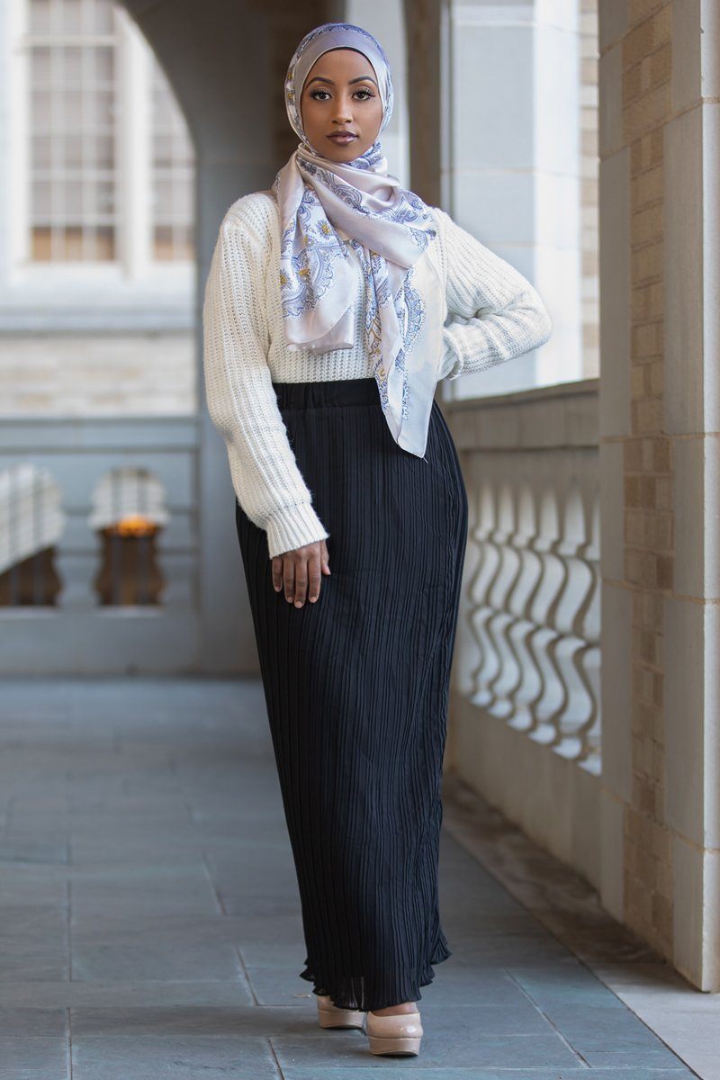 Black Pleated Skirt – Long, high-waisted pleated skirt for women, made from soft georgette fabric, perfect for casual and formal occasions